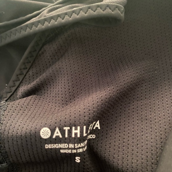 Athleta Tank Top Built in Bra - Picture 3 of 4